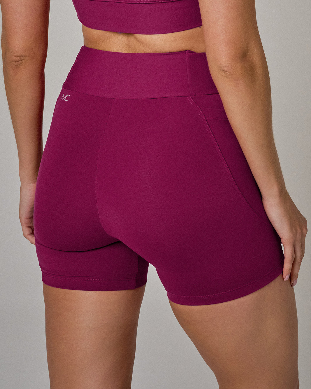 Short | Fitness IX
