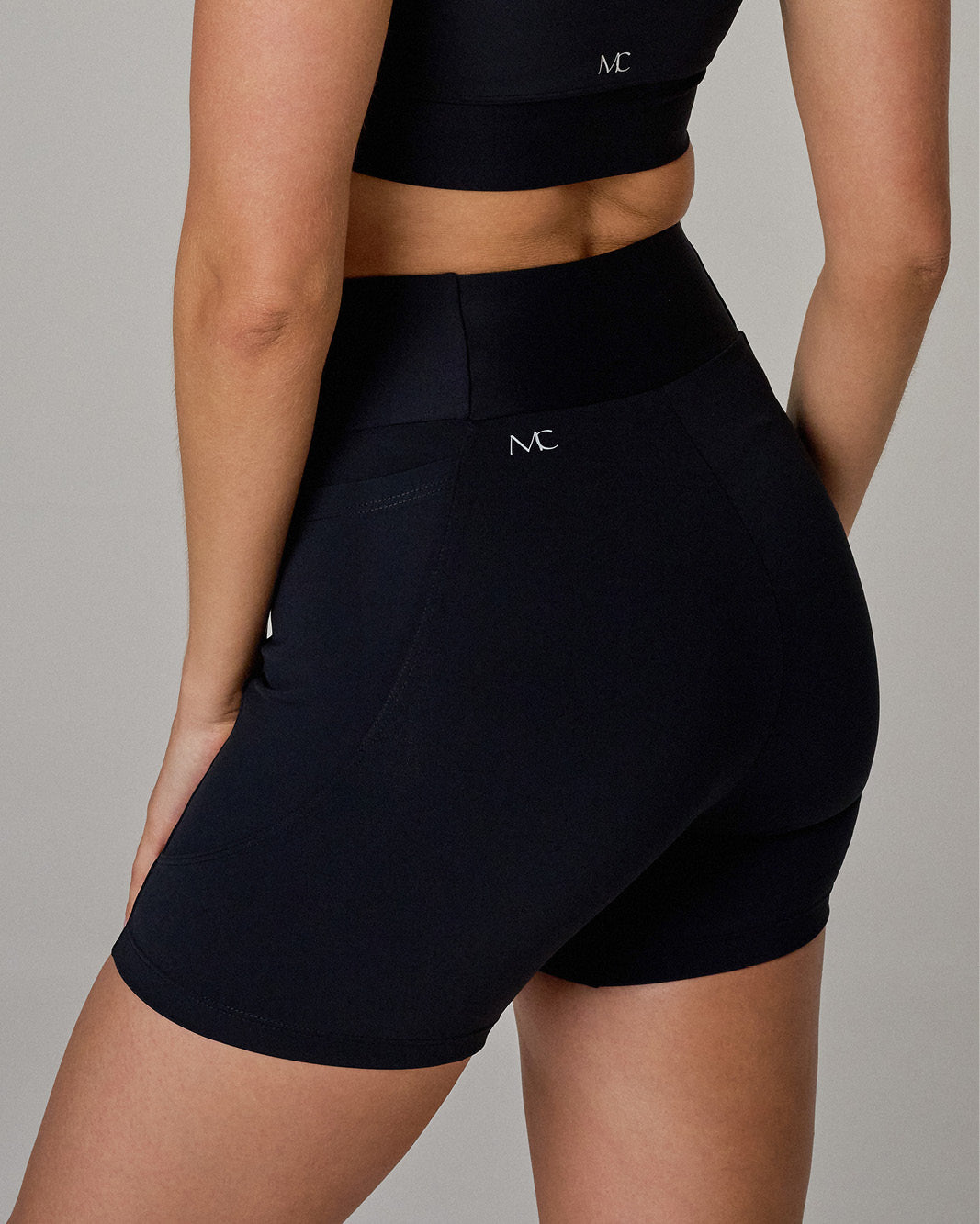 Short | Fitness IX